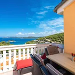 Gita, Bilo - Primosten Apartment Dolac
