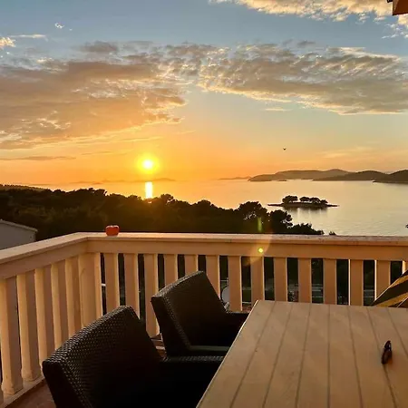 Gita, Bilo - Primosten *